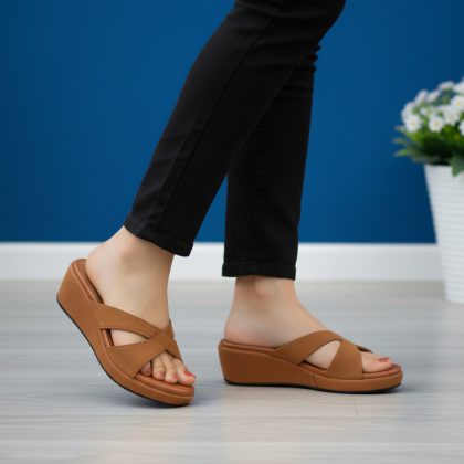 Criss Cross Belt Velbet Sandle
